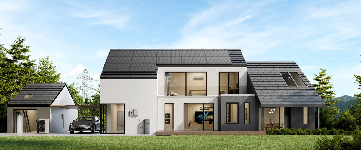 SolarFlow 2400 AC+ instalado en una vivienda con placas solares